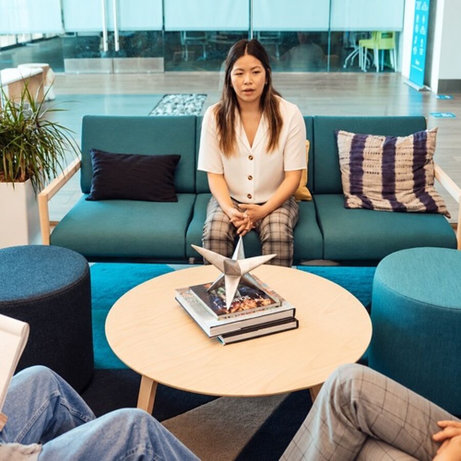 会议总有人迟到：把准时要求变成可执行的共同约定