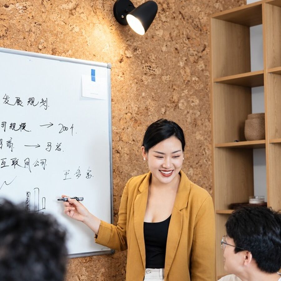 影响力怎样长出来：从个人魅力转向可信的领导行为
