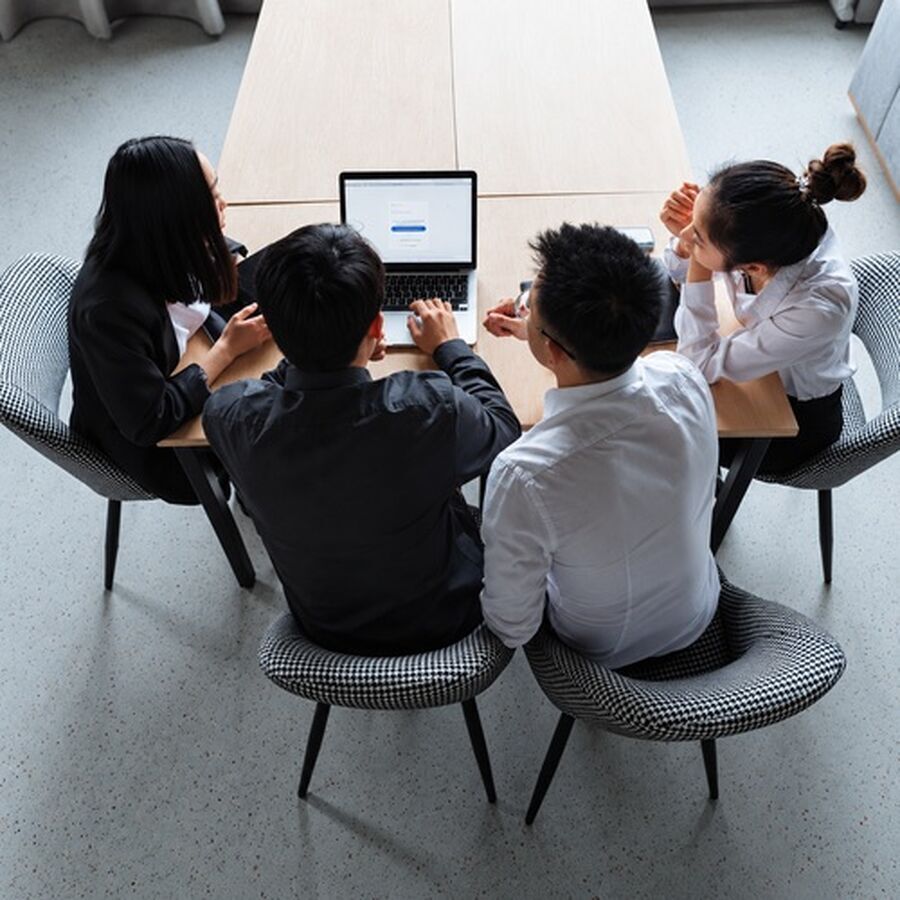 把一群人变成能协作的团队：启动时先做这些工作约定