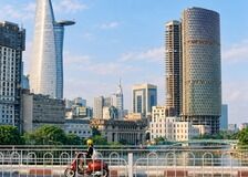 同一个组织难题换四个视角：用四框架拓宽领导者判断缩略图