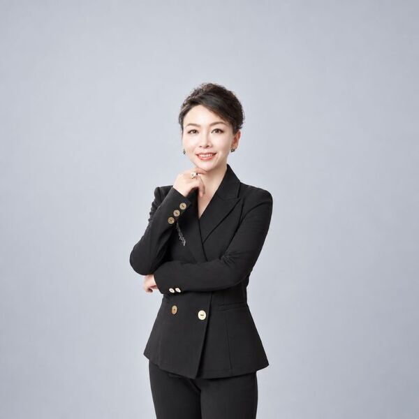 杨红淇 Helen教练形象照