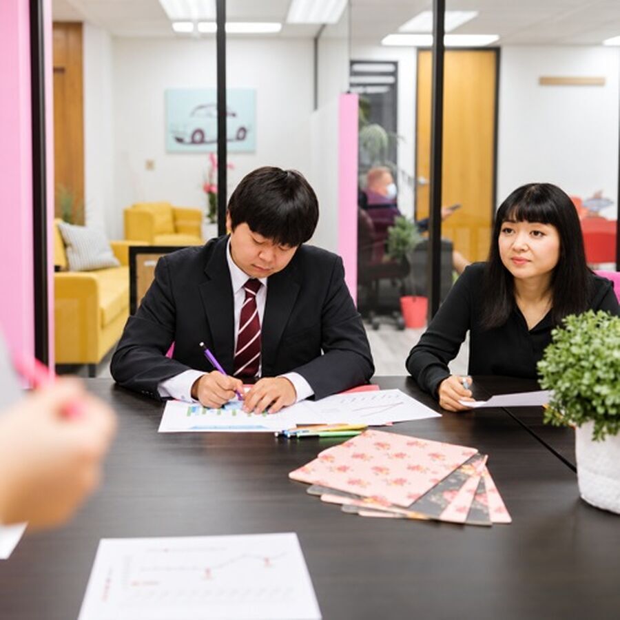 外派人自我教练手册：打破管理冰面，从下周的一个微小改变开始