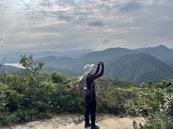 带上你的登山杖,去山林里走走吧(原文插图)